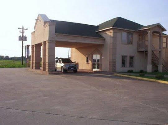 Oyo Hotel Rosenberg Tx I-69 Exterior photo